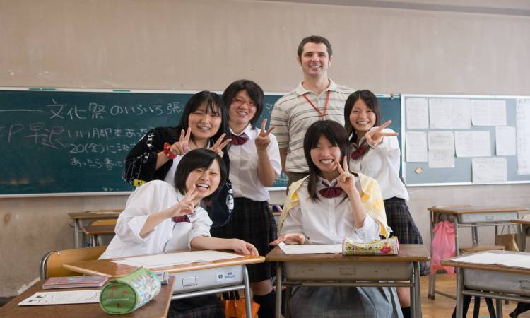موعد التقديم في المدارس اليابانية